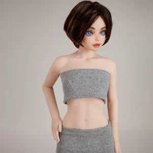 Short straight brown hair