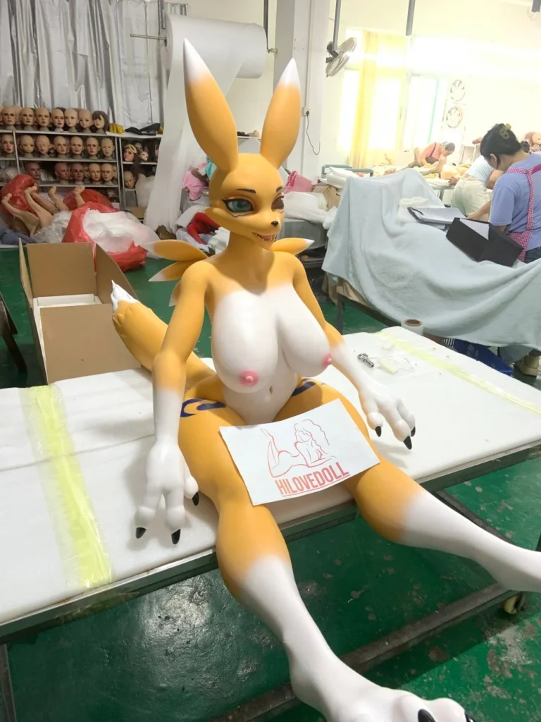 Dolls Castle Fox 140cm Anthro factory photo in hilovedolls (9)