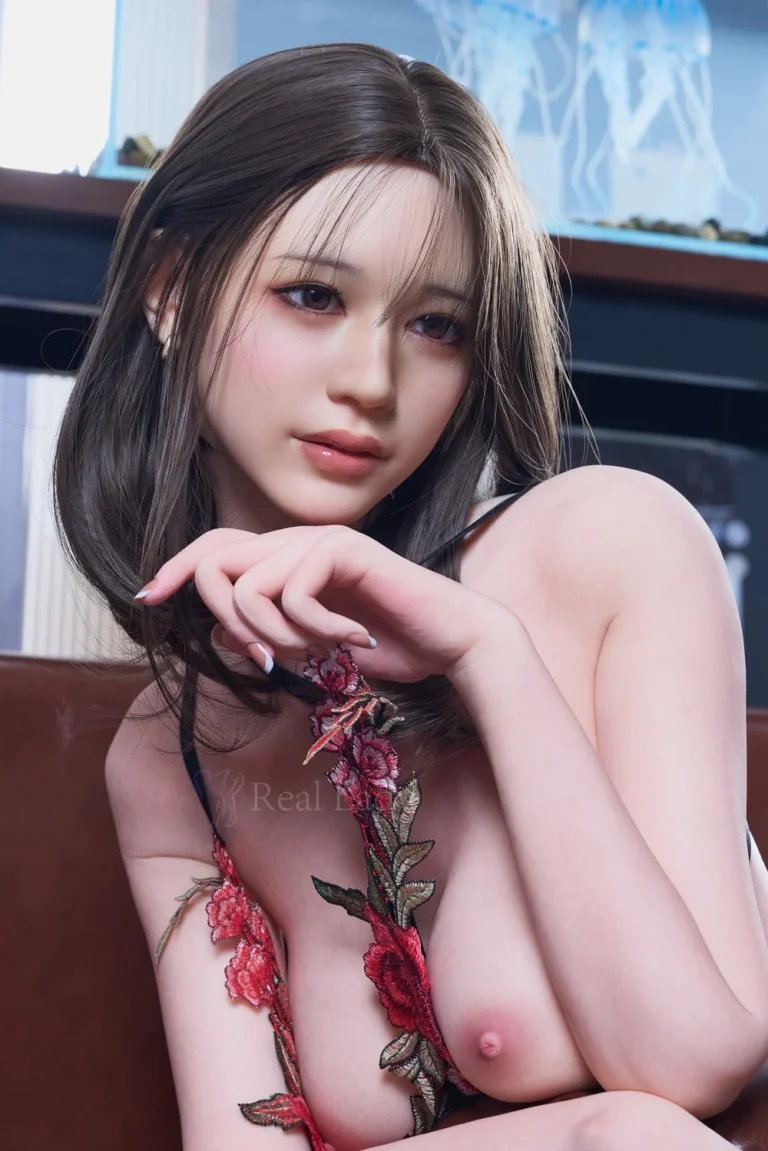 Real Lady Realistic Silicone Sex Doll 159cm H Cup R13 Selina (18)