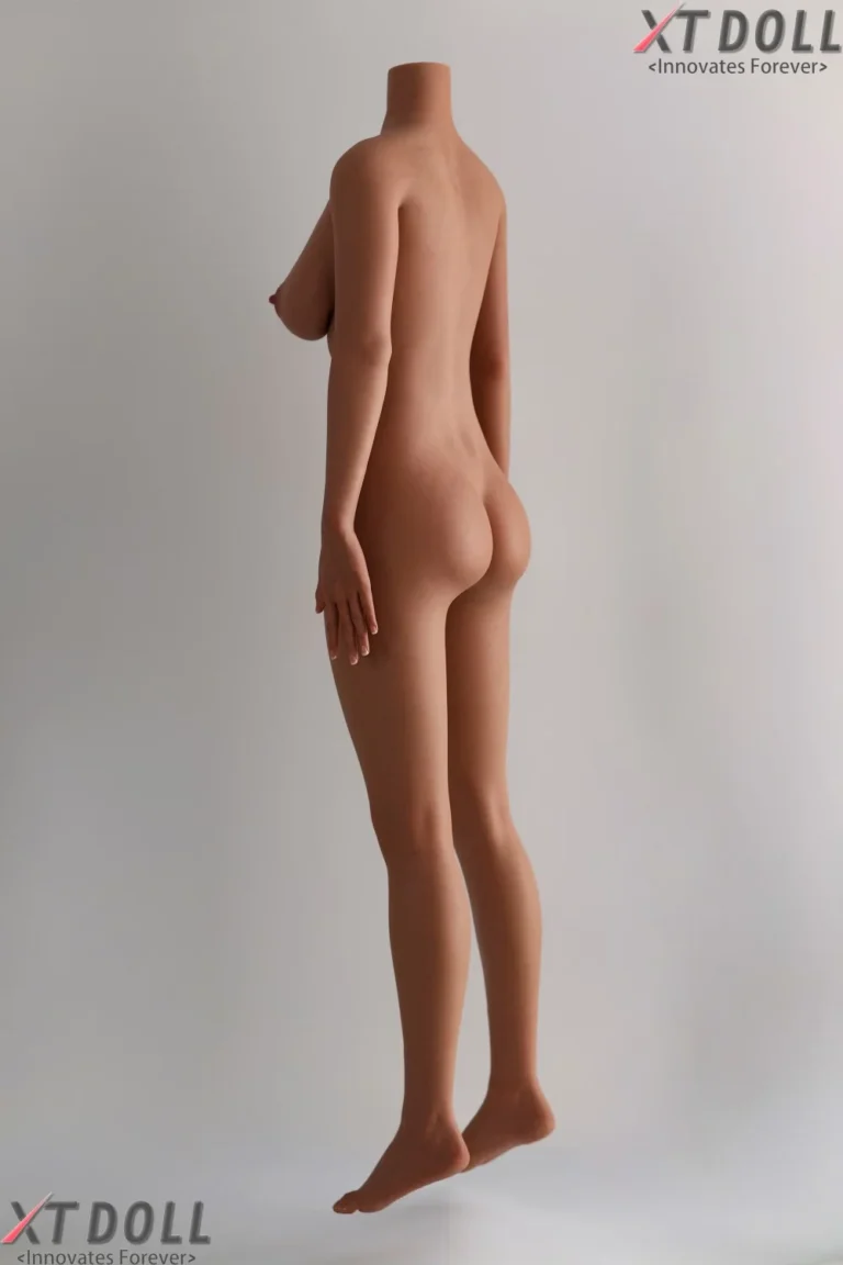 XT Doll 163cm 5ft3 F cup Cynthia silicone Ros XT 3 (16)